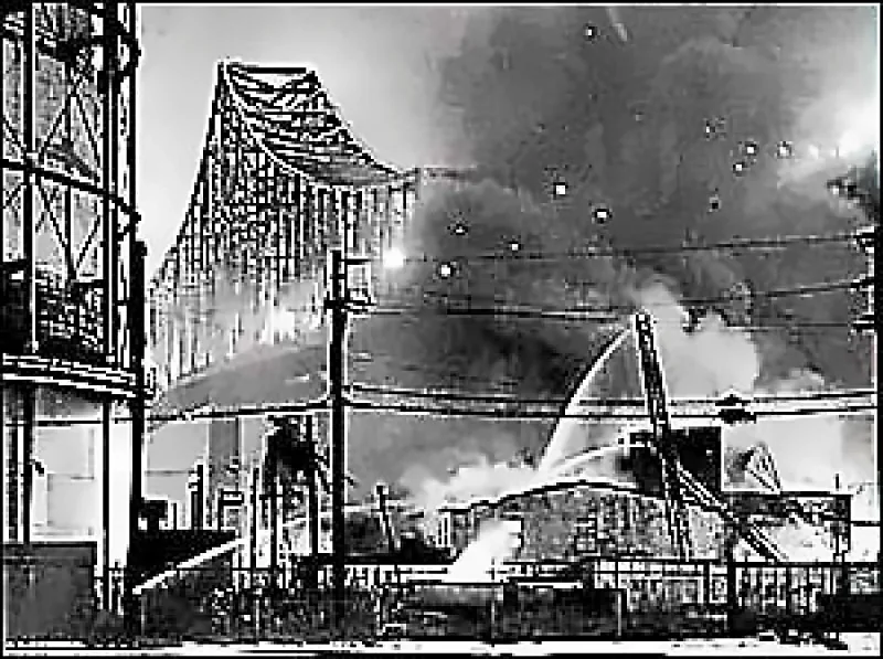 Historic black-and-white photo of a major fire response